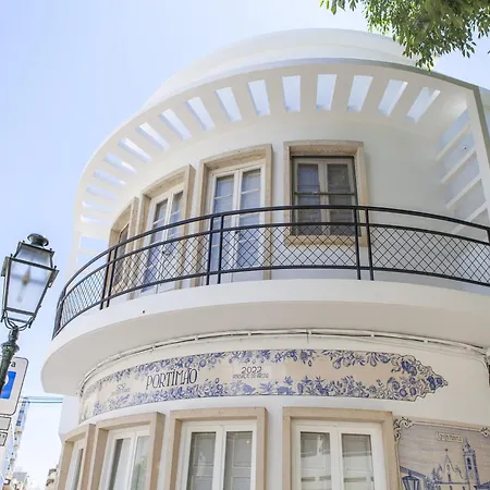 Villa For 8 People With Garden *